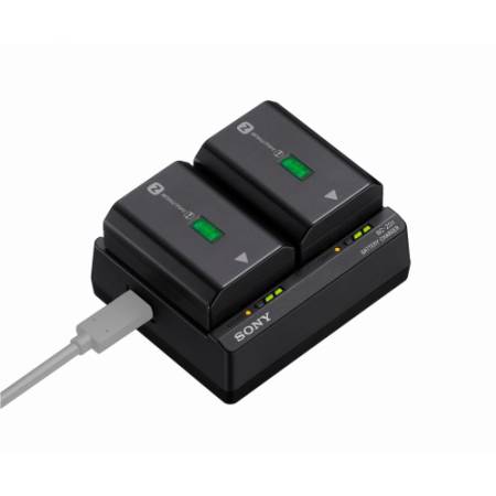 Sony BC-ZD1 - ładowarka w użyciu